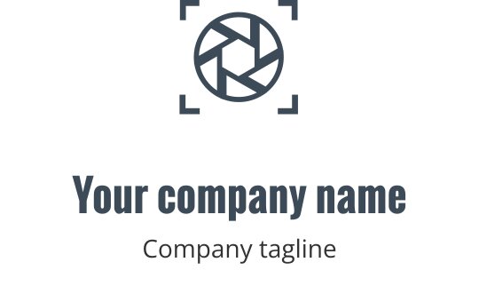 Modernes grünes Logo-Design mit einem stilisierten Blattelement
